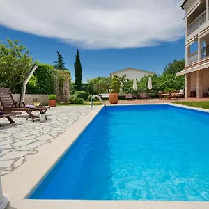 Apartment Sinisa